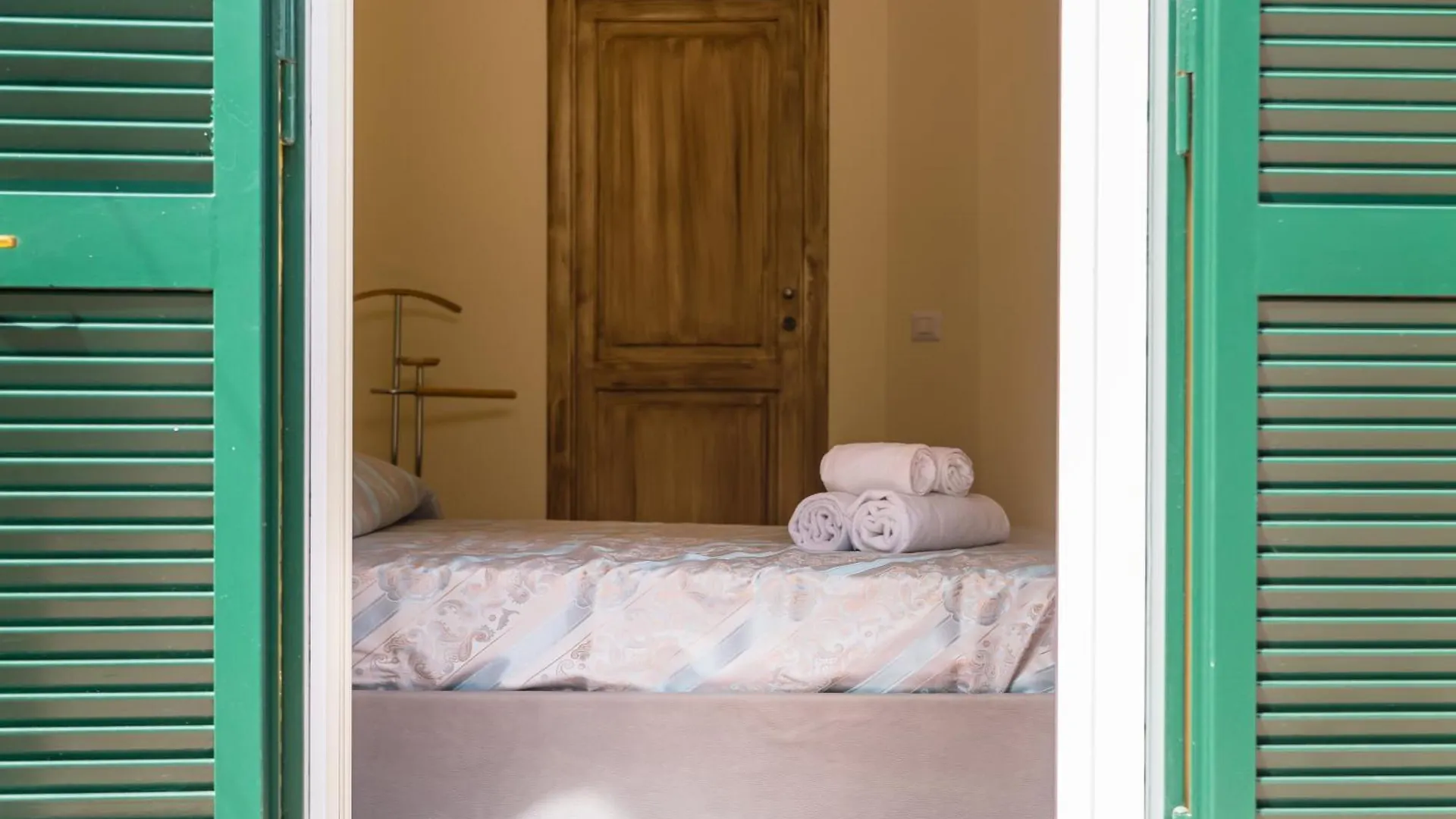 Apartamento Villa Dolcevita With Parking By Napoliapartments